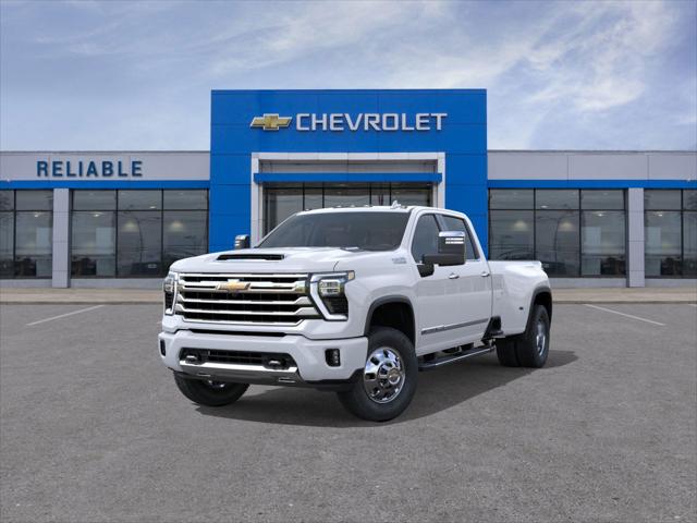 2026 Chevrolet Silverado 3500HD Crew Cab, Long Bed, High Country Dual Rear Wheel, RWD