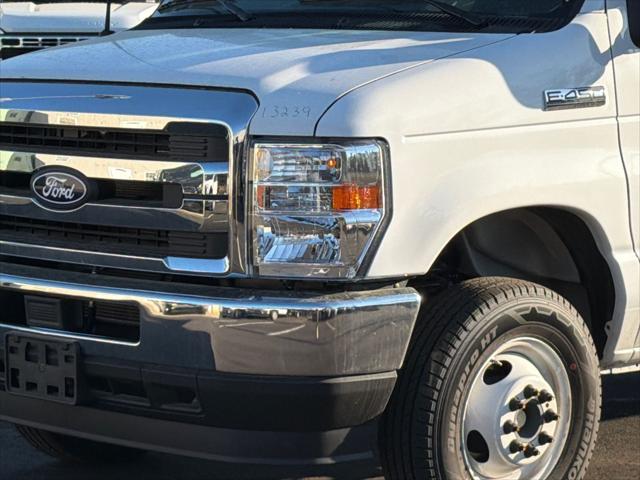 2026 Ford E-450 Cutaway Base