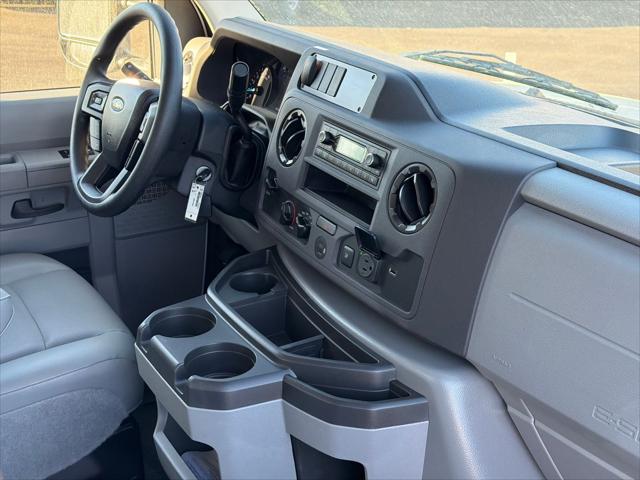 2026 Ford E-450 Cutaway Base