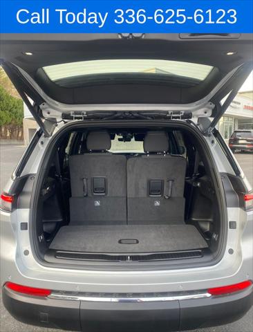 2026 Jeep Grand Cherokee L Altitude 4x4