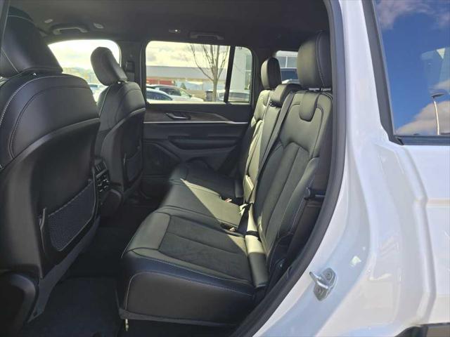 2026 Jeep Grand Cherokee Altitude 4x4
