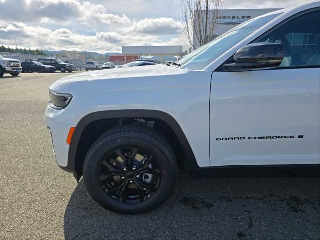 2026 Jeep Grand Cherokee Altitude 4x4
