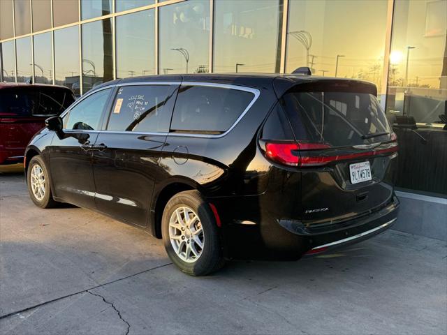 2025 Chrysler Pacifica Select 2025 Chrysler Pacifica Select