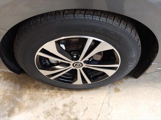 2021 Nissan Sentra SV Xtronic CVT