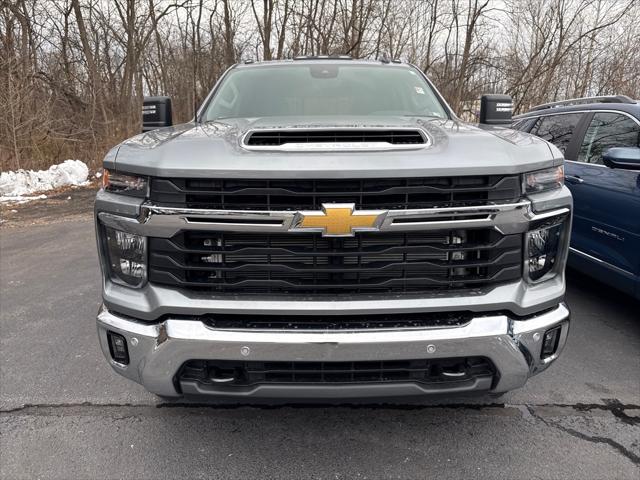 2026 Chevrolet Silverado 3500HD Crew Cab, Long Bed, LT Dual Rear Wheel, RWD