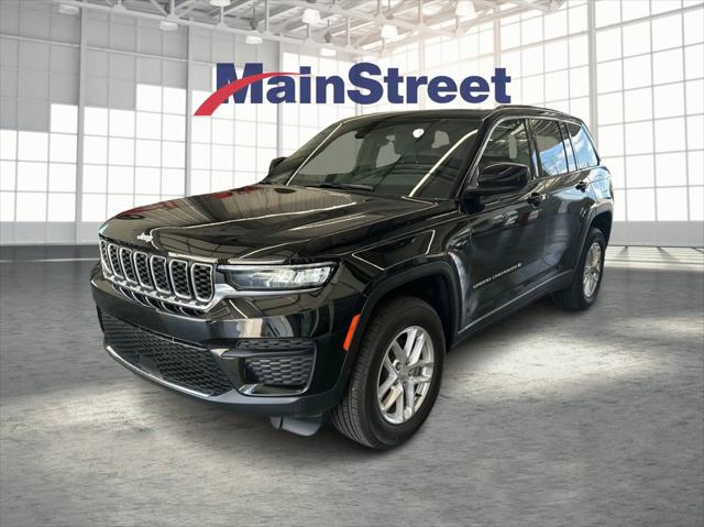 2026 Jeep Grand Cherokee Laredo for sale in Lansing, KS