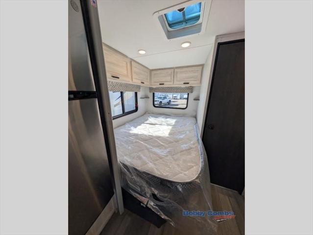 2024 Ford E-450 Cutaway Unknown