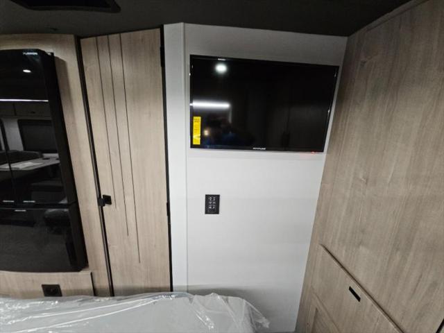 2026 Mercedes-Benz Sprinter 4500 Chassis Standard Roof 4-Cyl Diesel HO