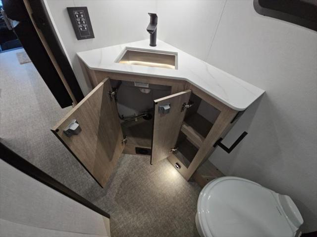 2026 Mercedes-Benz Sprinter 4500 Chassis Standard Roof 4-Cyl Diesel HO
