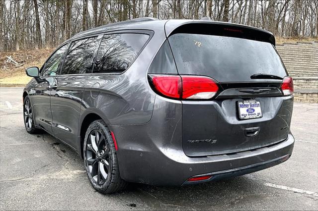 Used 2020 Chrysler Pacifica For Sale in Olive Branch, MS