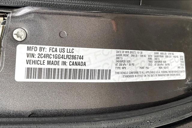 Used 2020 Chrysler Pacifica For Sale in Olive Branch, MS