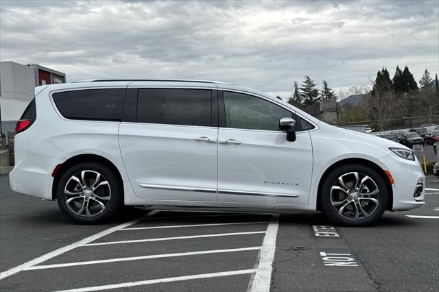 2026 Chrysler Pacifica Pinnacle