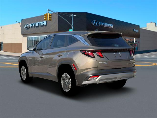 2026 Hyundai Tucson Hybrid Blue SE