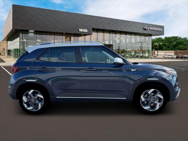 2026 Hyundai Venue SEL w/Two-Tone Roof