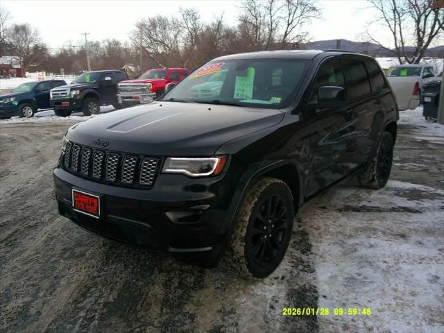 2022 Jeep Grand Cherokee Laredo X 4x4 for sale in Rutland, VT