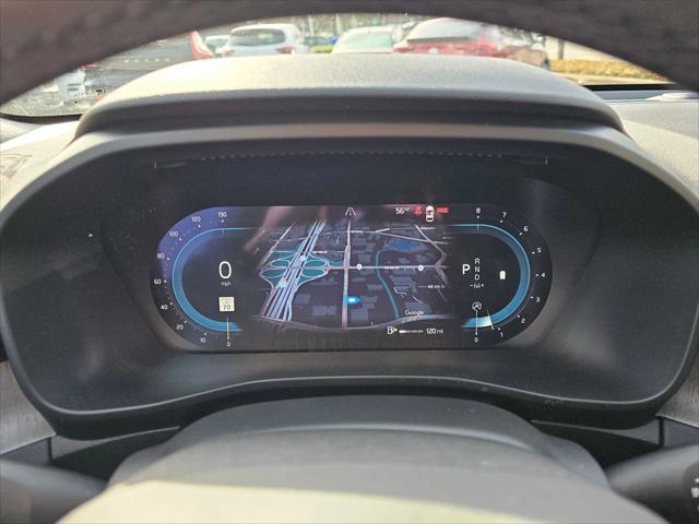 2023 Volvo XC40 B4 Plus Bright Theme