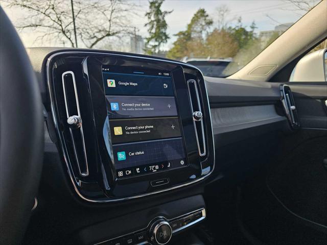 2023 Volvo XC40 B4 Plus Bright Theme