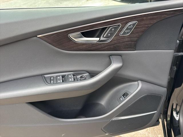 2022 Audi Q8 Premium Plus 55 TFSI quattro Tiptronic