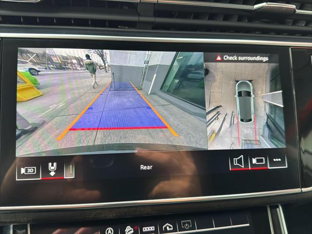 2022 Audi Q8 Premium Plus 55 TFSI quattro Tiptronic