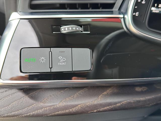 2022 Audi Q8 Premium Plus 55 TFSI quattro Tiptronic