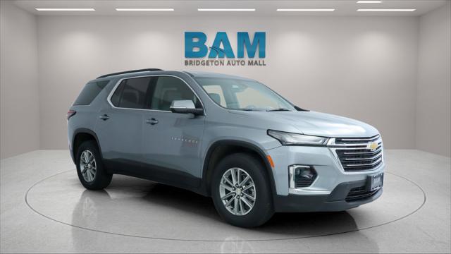 2023 Chevrolet Traverse AWD LT Leather
