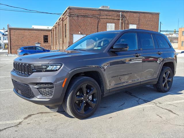 2023 Jeep Grand Cherokee Altitude 4x4