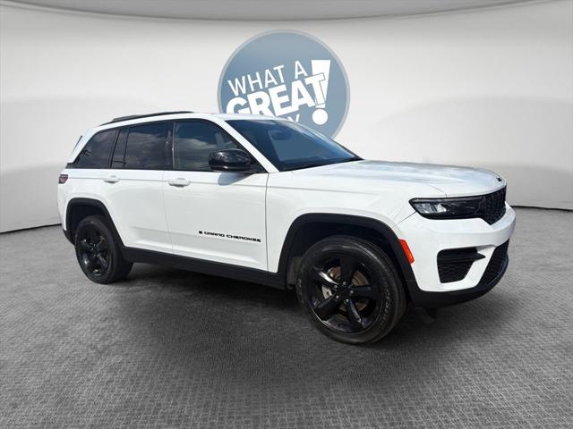 2023 Jeep Grand Cherokee Altitude 4x4
