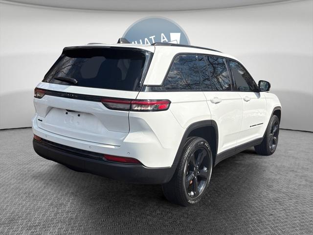 2023 Jeep Grand Cherokee Altitude 4x4