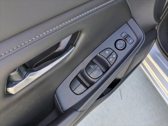 2023 Nissan Sentra SV Xtronic CVT
