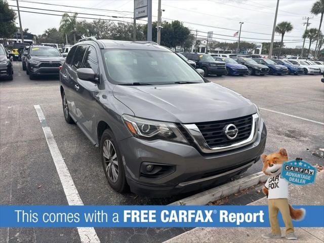 2019 Nissan Pathfinder SV