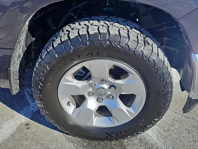 2022 Ram 1500 Big Horn Crew Cab 4x4 5'7" Box