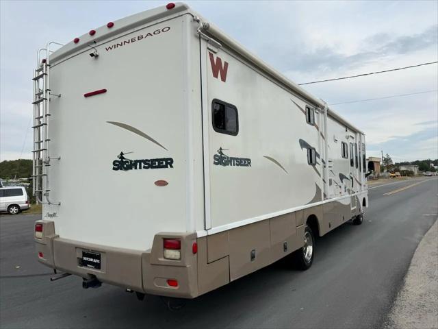 2007 Ford F-53 Base