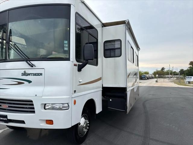 2007 Ford F-53 Base