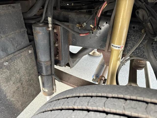 2007 Ford F-53 Base
