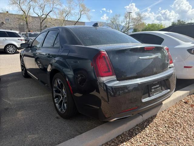 2018 Chrysler 300 Touring