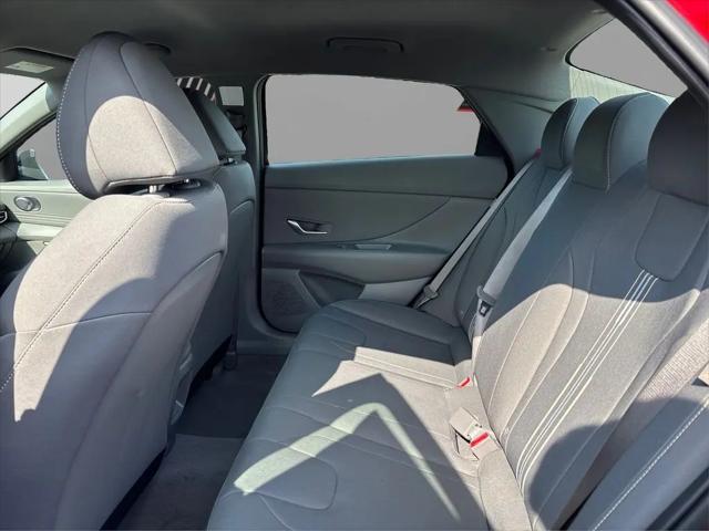 2025 Hyundai Elantra Hybrid SEL Sport