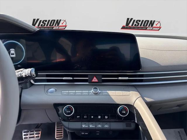 2025 Hyundai Elantra Hybrid SEL Sport
