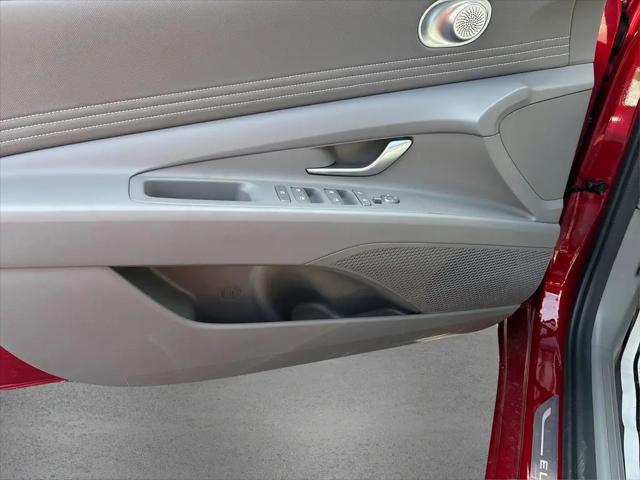 2025 Hyundai Elantra Hybrid SEL Sport