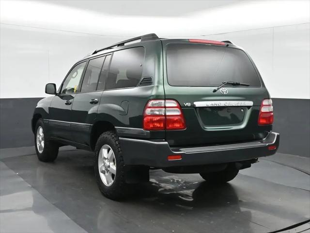 2004 Toyota Land Cruiser Base