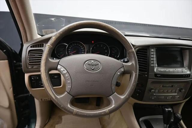 2004 Toyota Land Cruiser Base