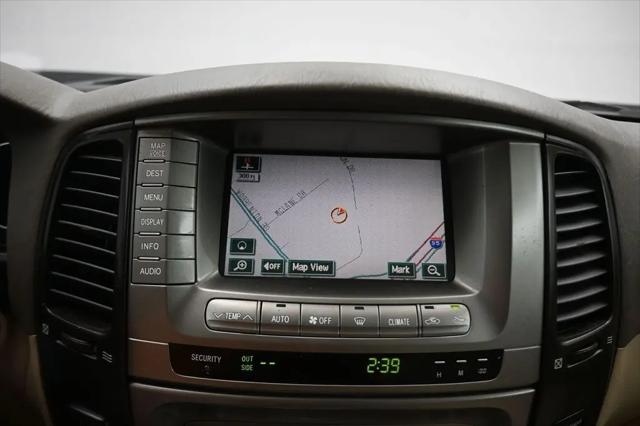 2004 Toyota Land Cruiser Base
