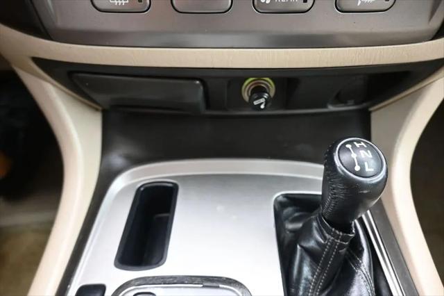 2004 Toyota Land Cruiser Base