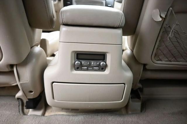 2004 Toyota Land Cruiser Base