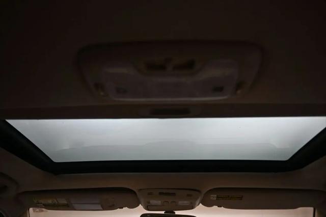 2004 Toyota Land Cruiser Base