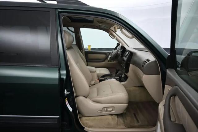 2004 Toyota Land Cruiser Base