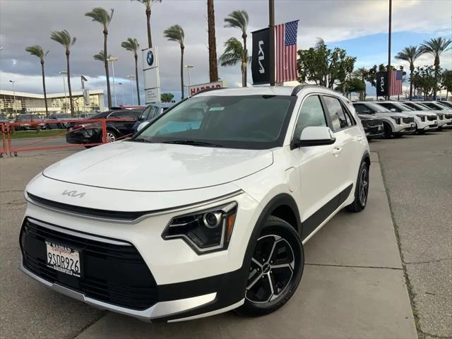 2024 Kia Niro Plug-In Hybrid EX for sale in Bakersfield, CA