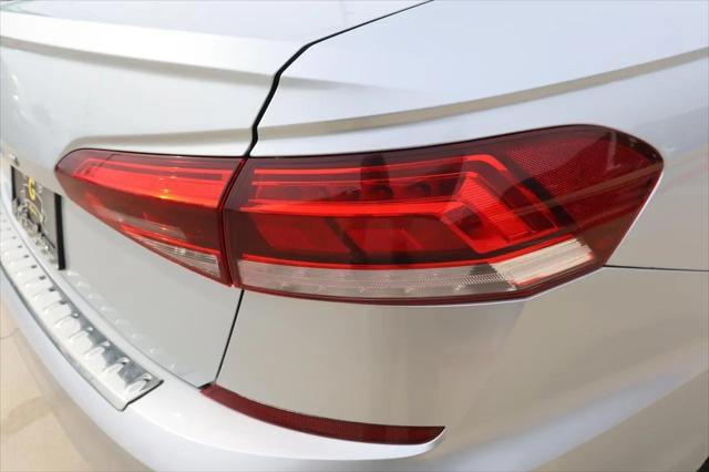 2021 Volkswagen Passat 2.0T SE