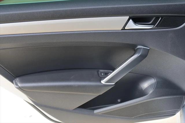 2021 Volkswagen Passat 2.0T SE
