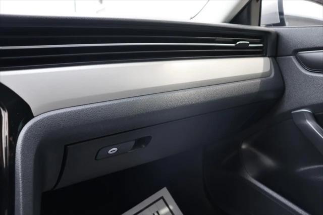 2021 Volkswagen Passat 2.0T SE