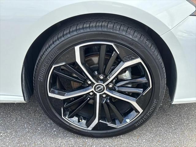 2025 Nissan Altima SR FWD